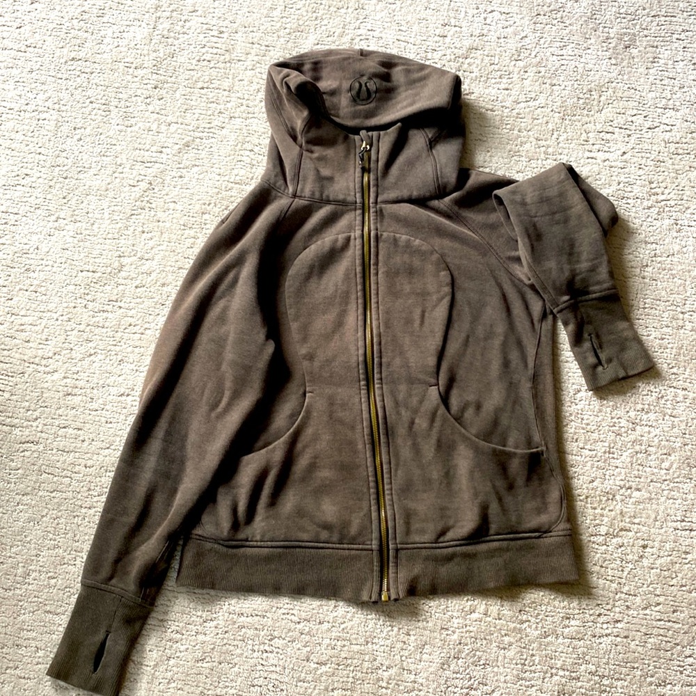 Lululemon, women zip up hoodie. Good condition.